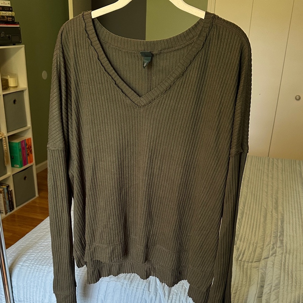 wild fable Olive Green Ribbed V-Neck Long Sleeve
